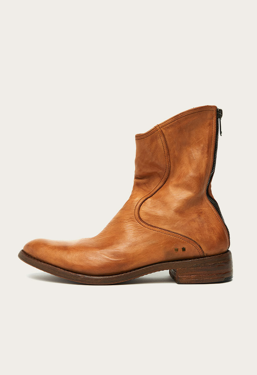 The Women's Legend Boot: Saddle (2024)