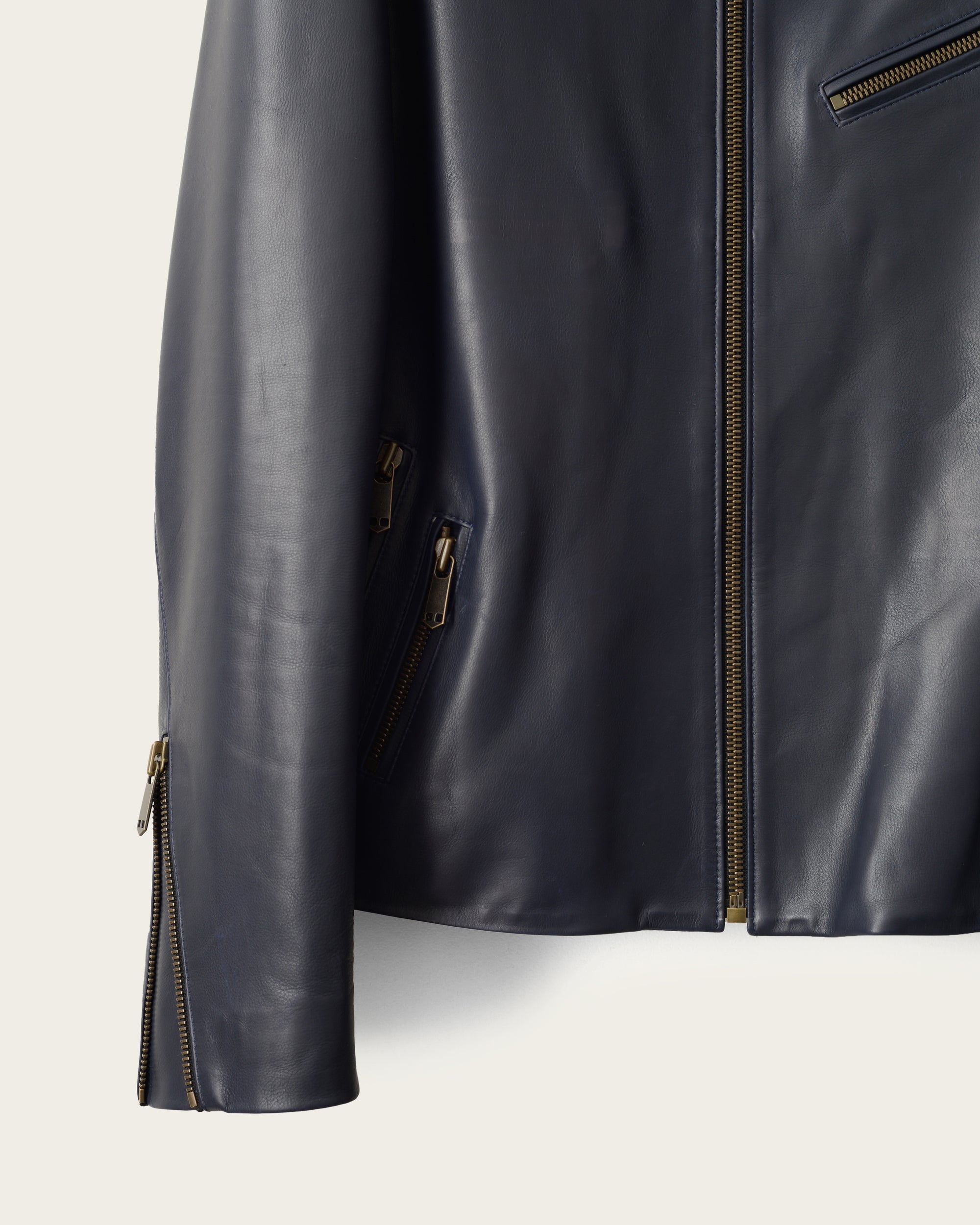 The Crest Cafe Jacket: Navy Elton